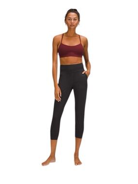 Lululemon Women’s Align Cropped Jogger in Black Size 8